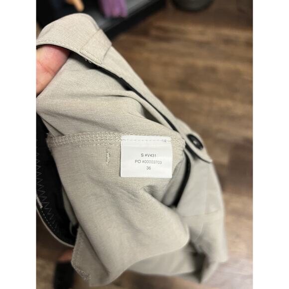 NWOT Vuori Aim Pants Mens 36x32 Khaki Chino Stretch Lightweight V431 Golf - Picture 7 of 8